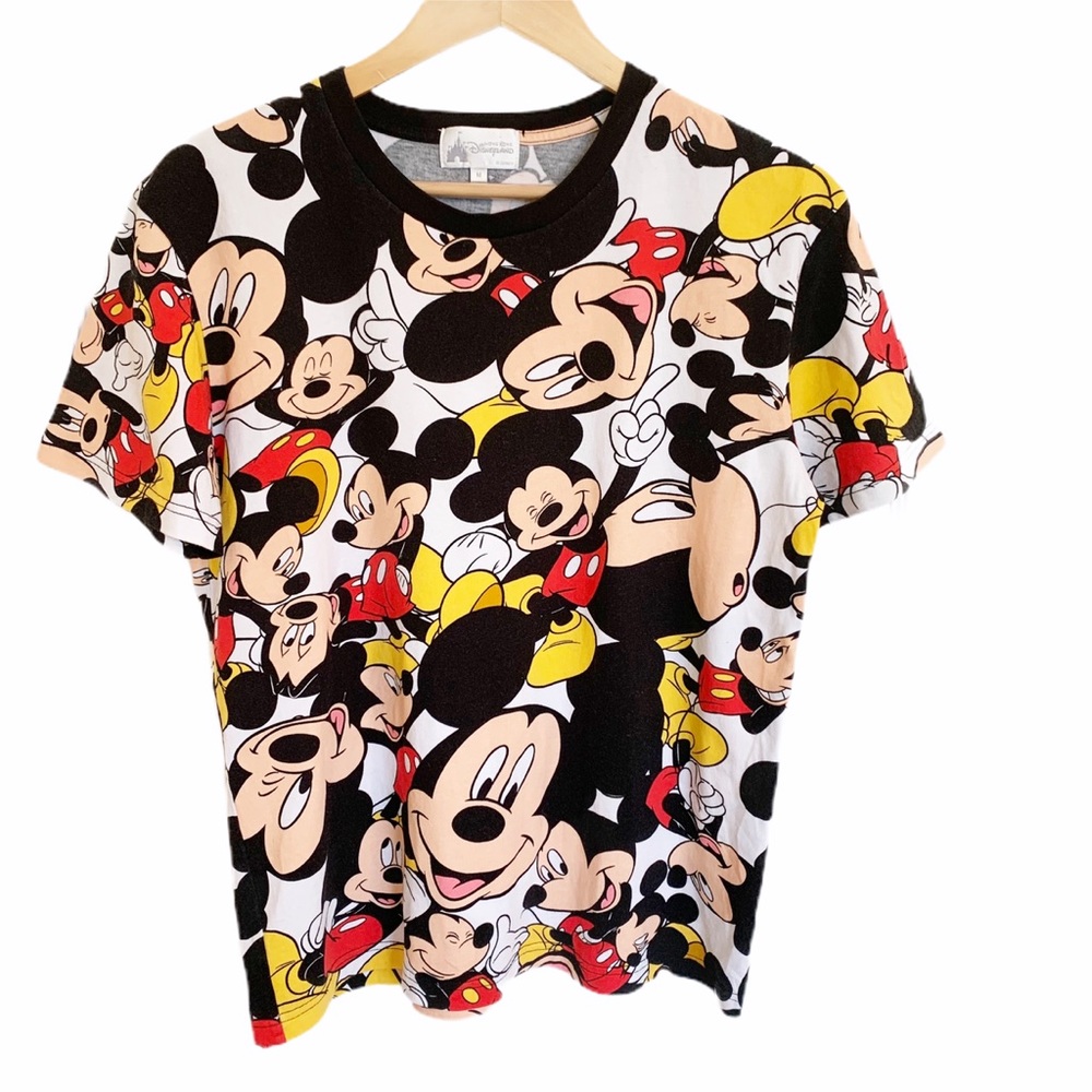 DISNEY HONG KONG MICKEY MOUSE SHORT SLEEVE TEE